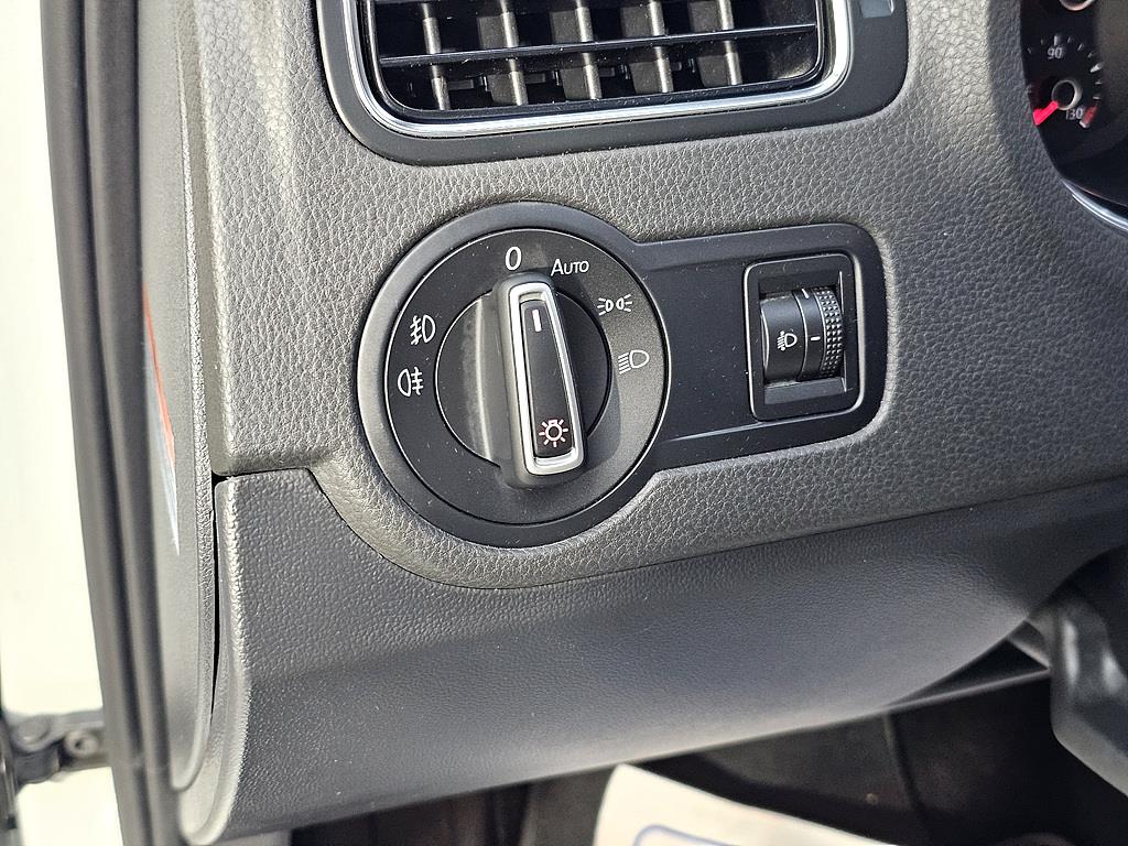 Volkswagen polo 2015 Blanco - Importación desde Corea - HF Imports Iquique - Foto 13