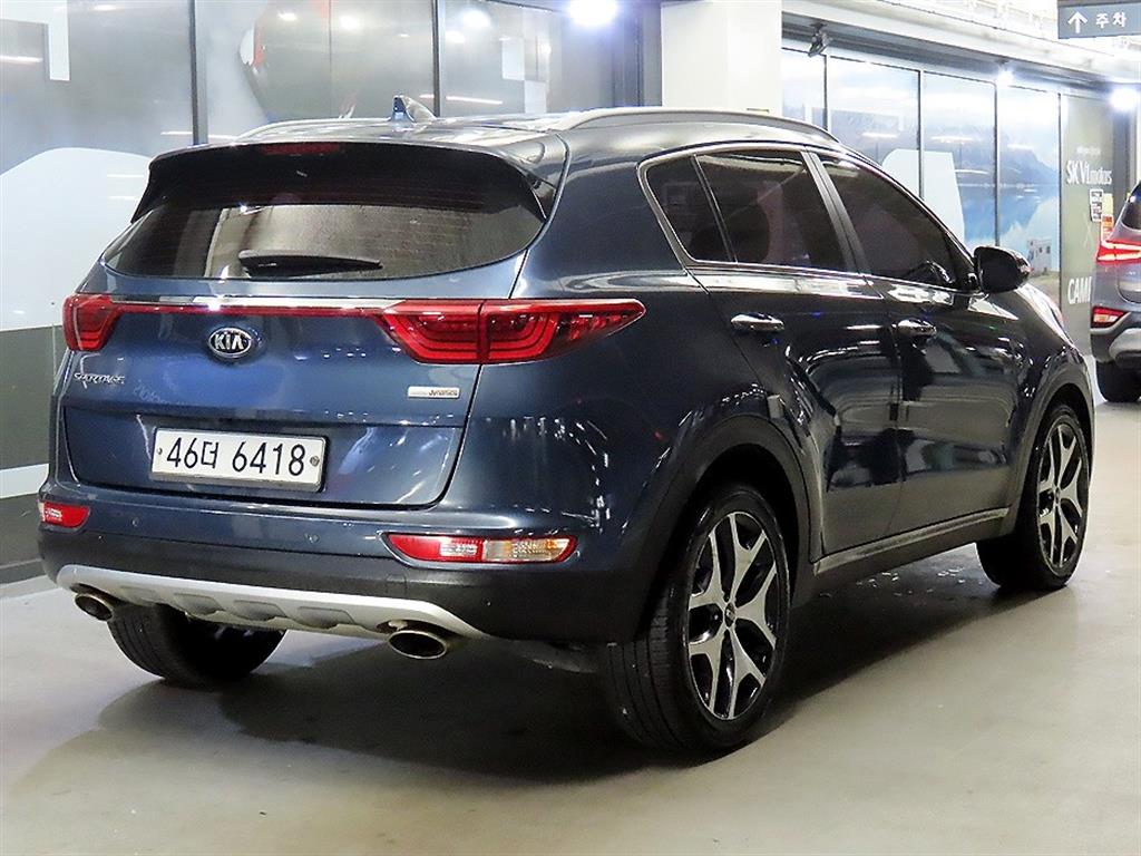 KIA Sportage - Vista 4