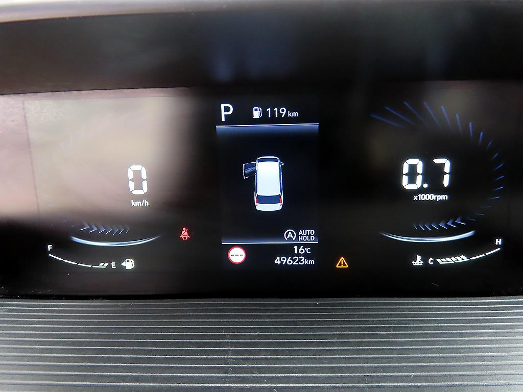 HYUNDAI Staria - Vista 9