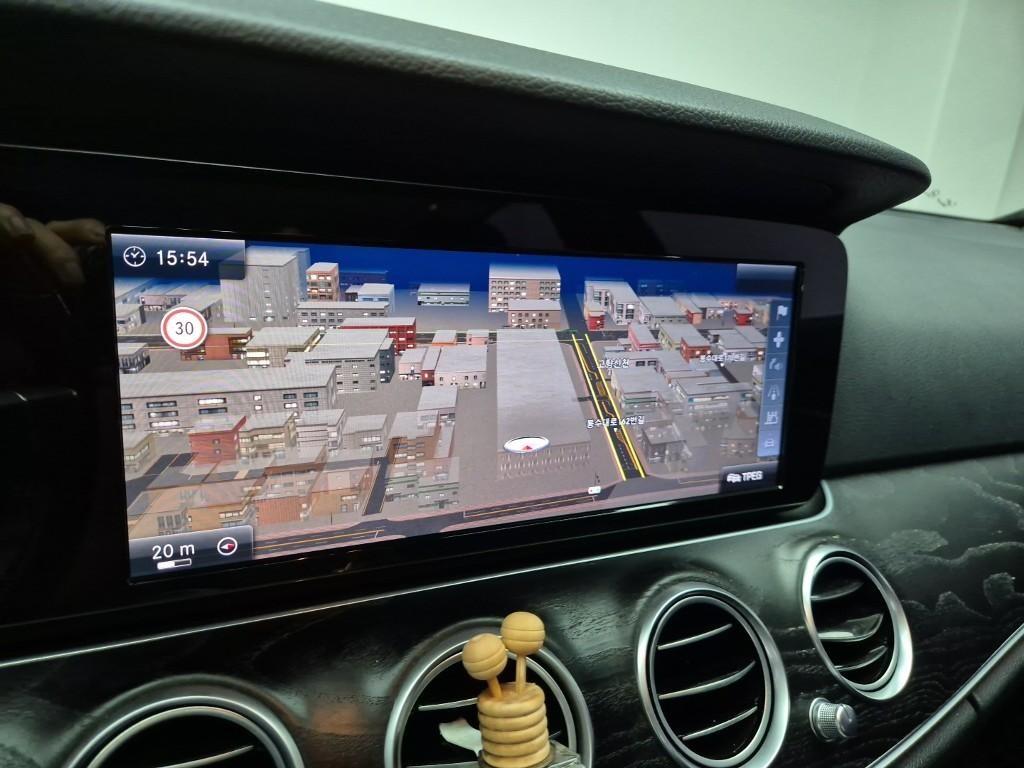 Mercedes Benz E class 2017 Negro - Importación desde Corea - HF Imports Iquique - Foto 14