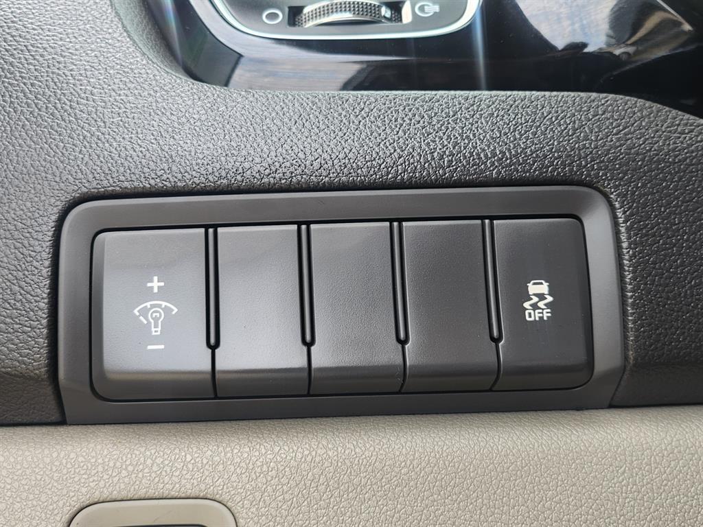 KIA Carnival 2016 Blanco - Importación desde Corea - HF Imports Iquique - Foto 13