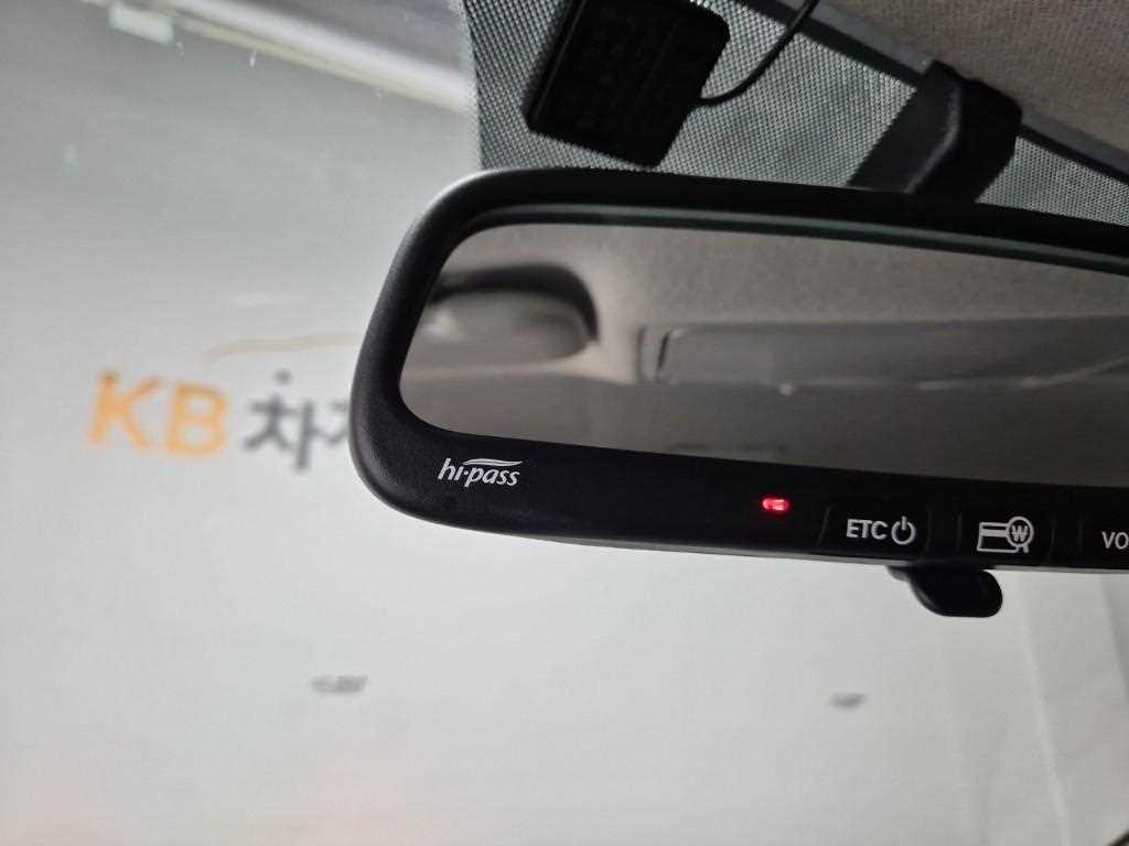 KIA Stonic 2018 Blanco - Importación desde Corea - HF Imports Iquique - Foto 16