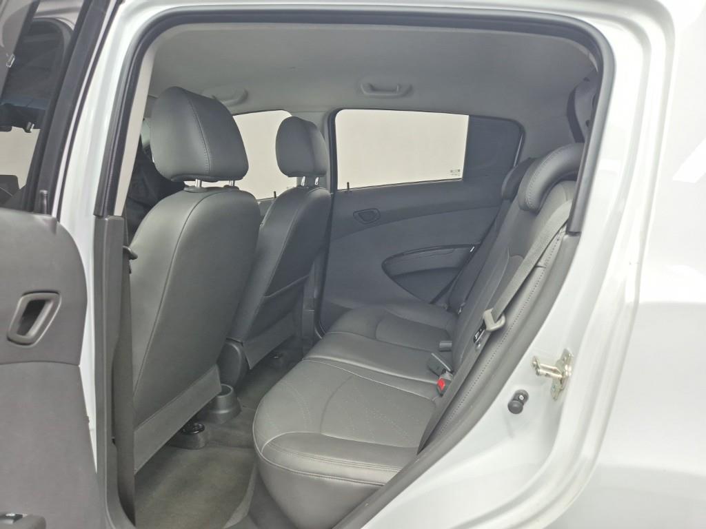 Chevrolet Spark - Vista 12