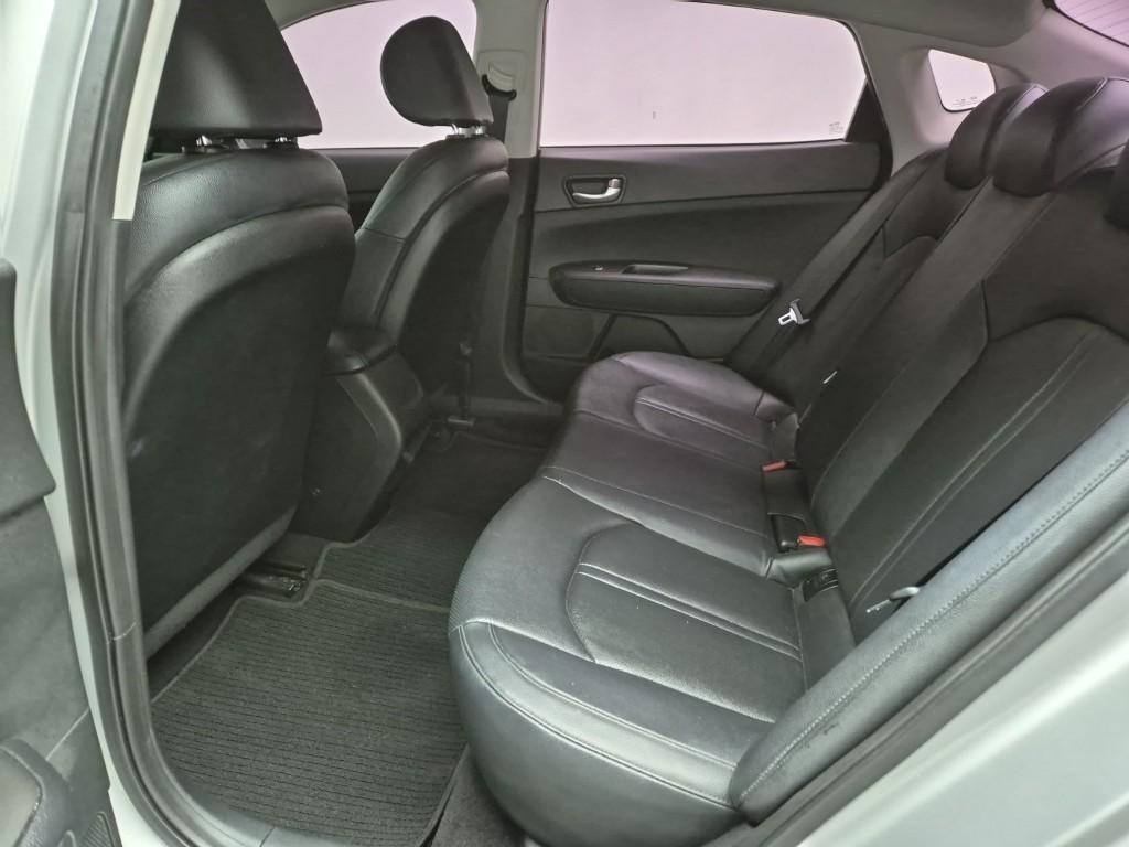KIA K5 - Vista 12