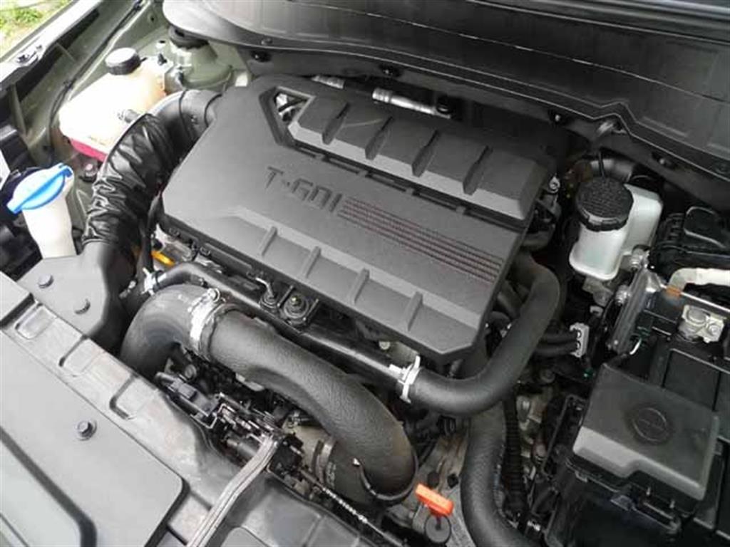 HYUNDAI Casper - Vista 6