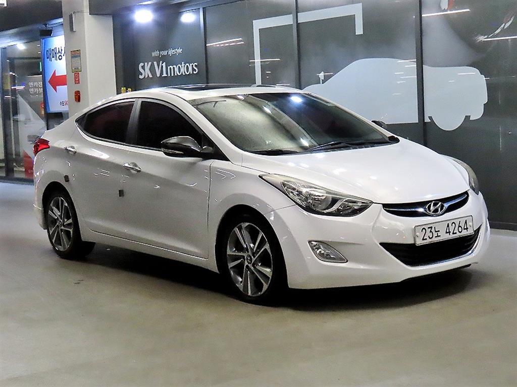 HYUNDAI Avante 2011 Blanco - Importación desde Corea - HF Imports Iquique - Foto 1