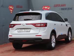 SAMSUNG QM6 - Vista 6