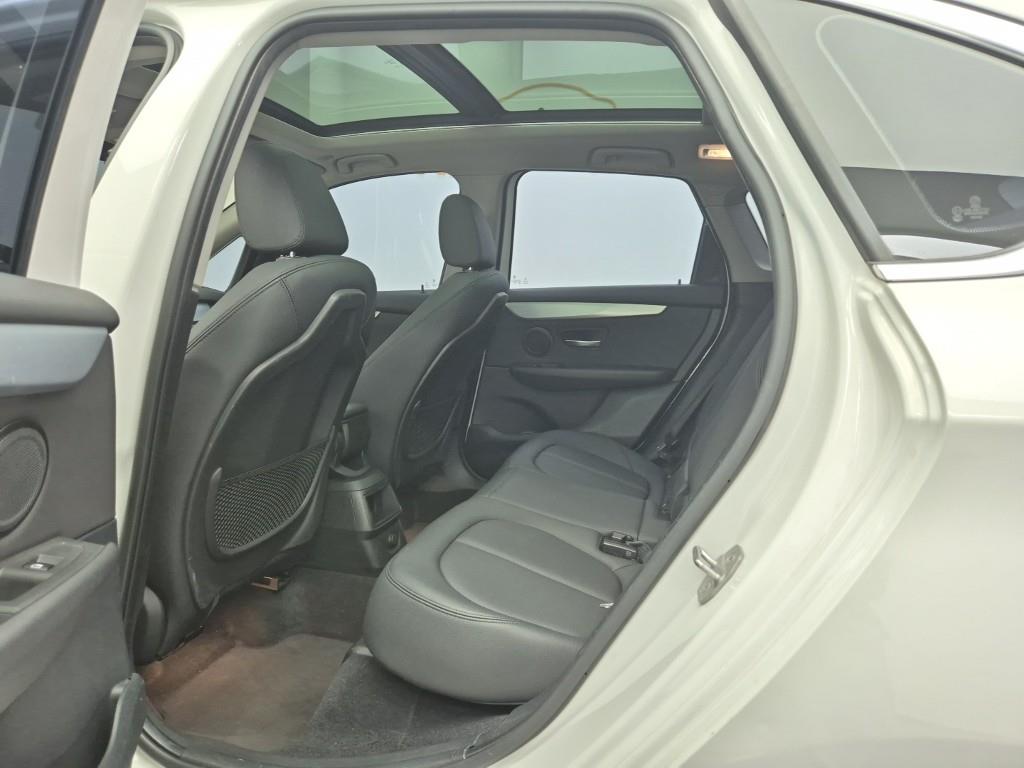 BMW 2 series - Vista 12