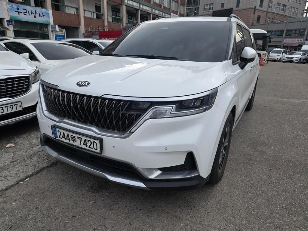 KIA Carnival - Vista 2