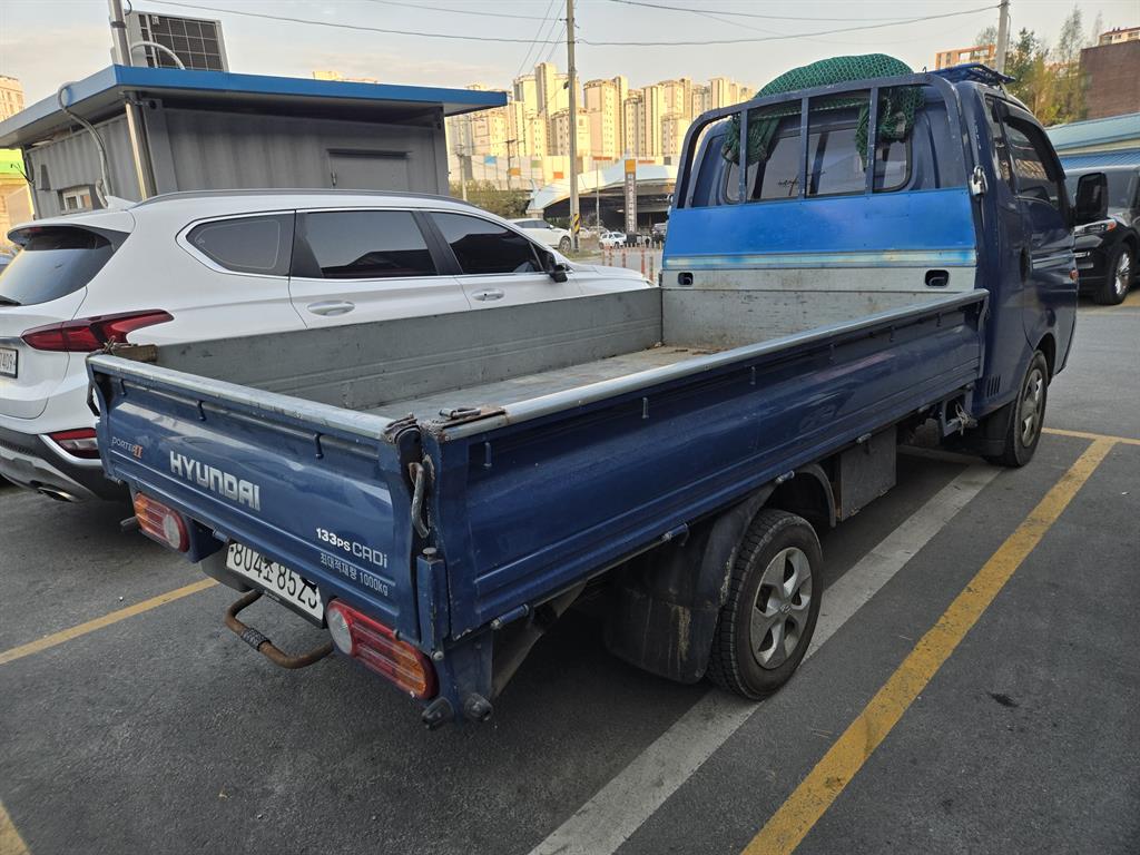 Small Truck Cargo (small) - Vista 4