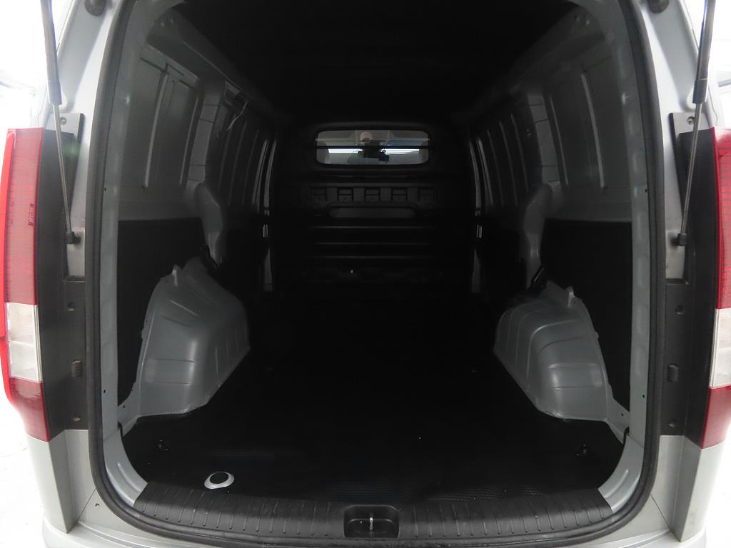 HYUNDAI Staria 2022 Plateado - Importación desde Corea - HF Imports Iquique - Foto 17