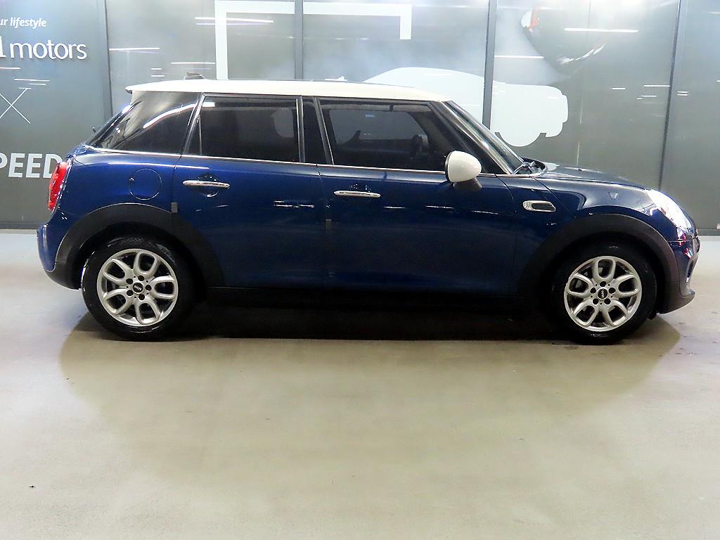 Mini Cooper - Vista 3