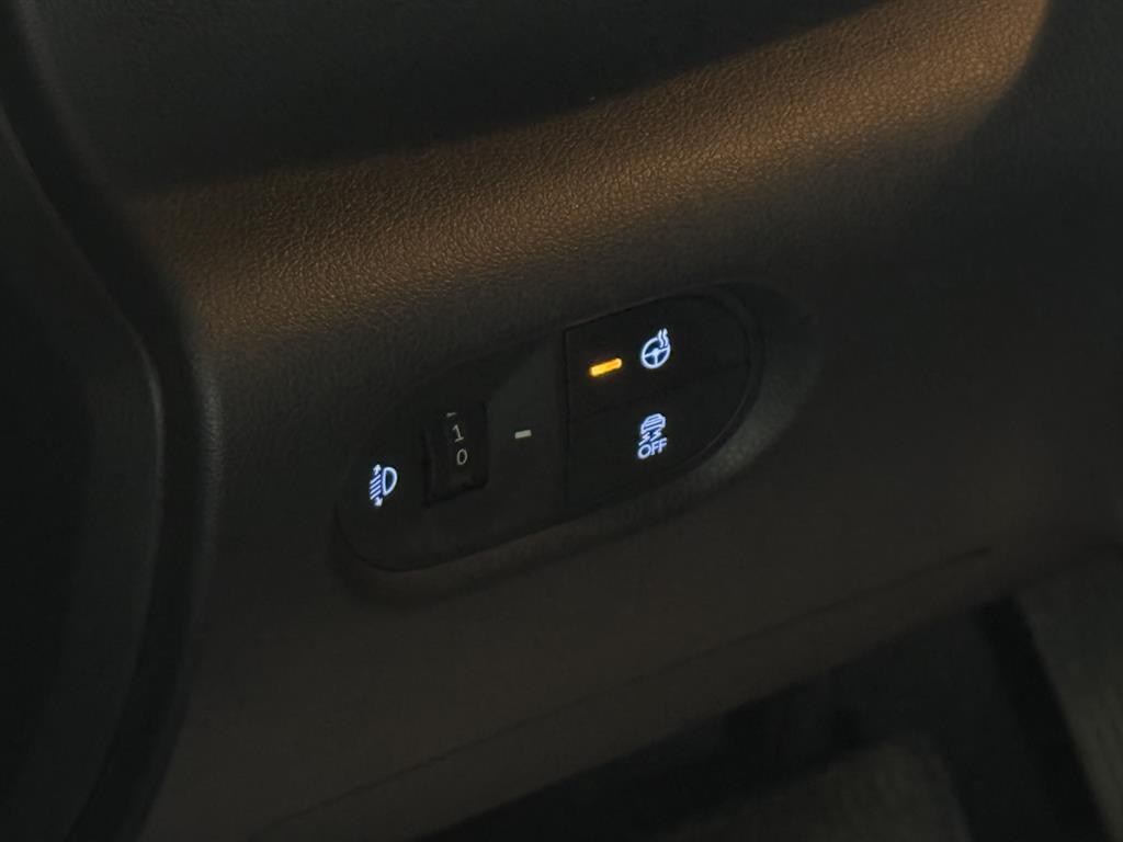 HYUNDAI Casper - Vista 10