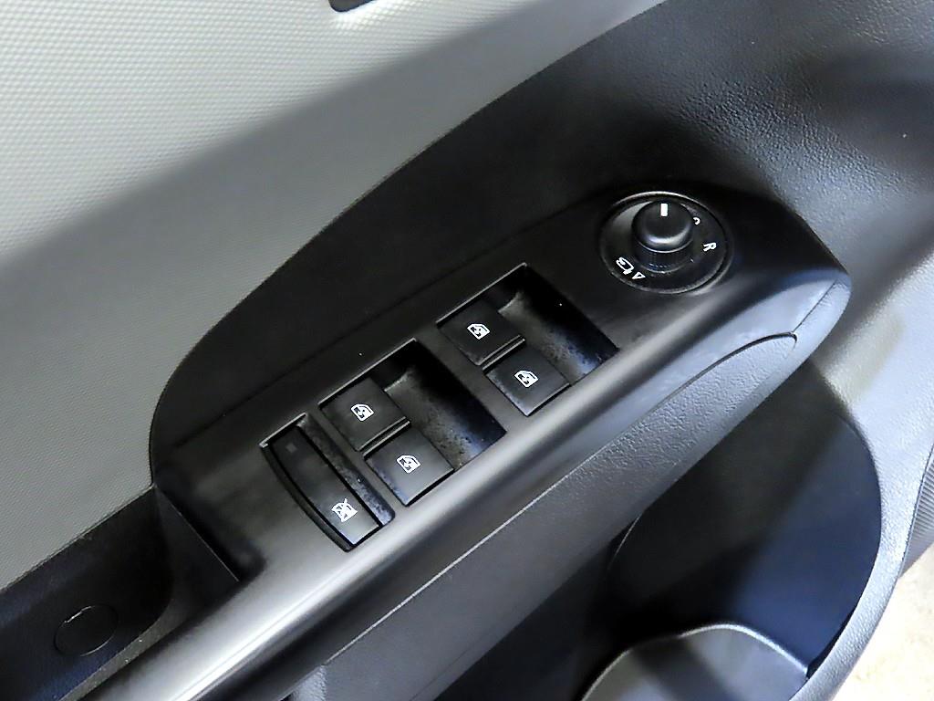 Chevrolet Abeo 2017 Blanco - Importación desde Corea - HF Imports Iquique - Foto 14