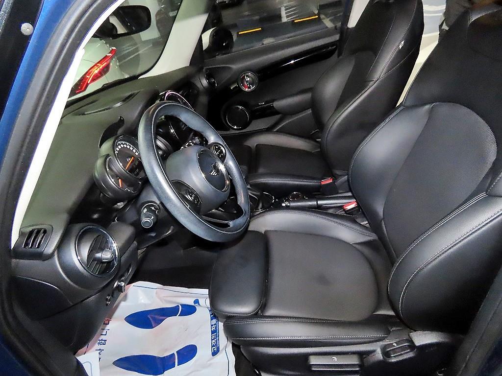 Mini Cooper - Vista 6