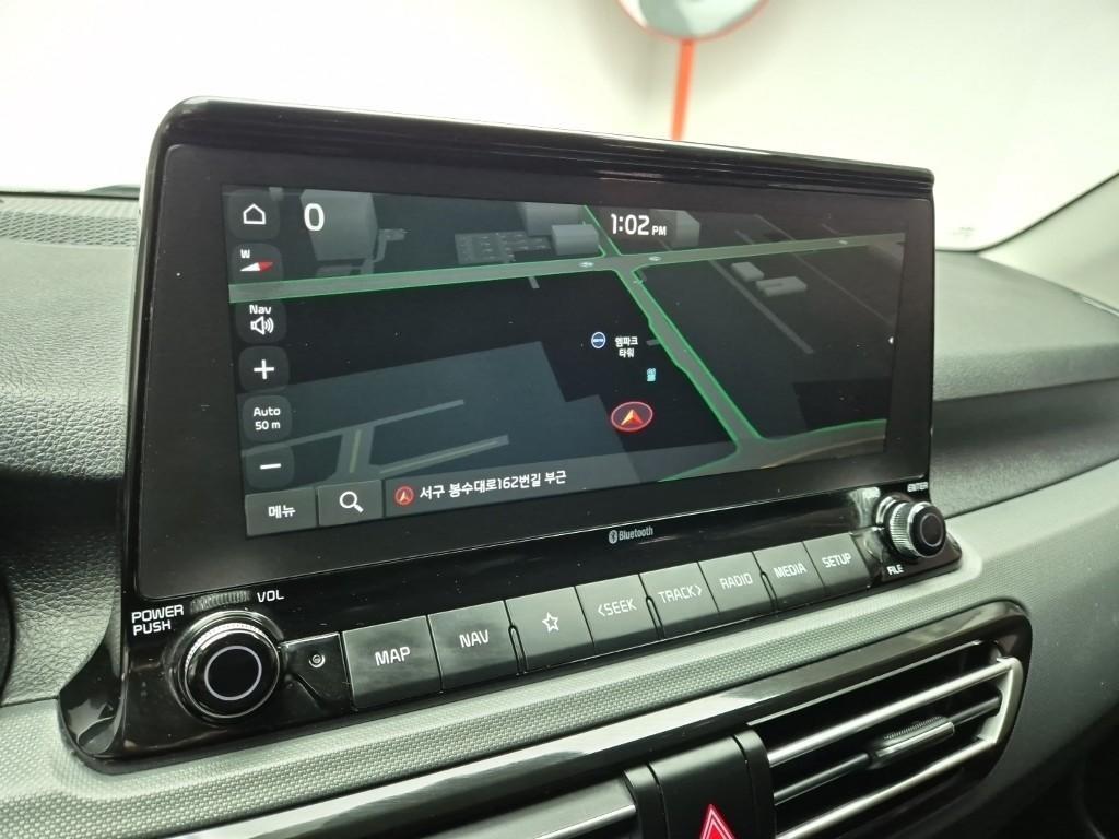 KIA Seltos 2023 Blanco - Importación desde Corea - HF Imports Iquique - Foto 13