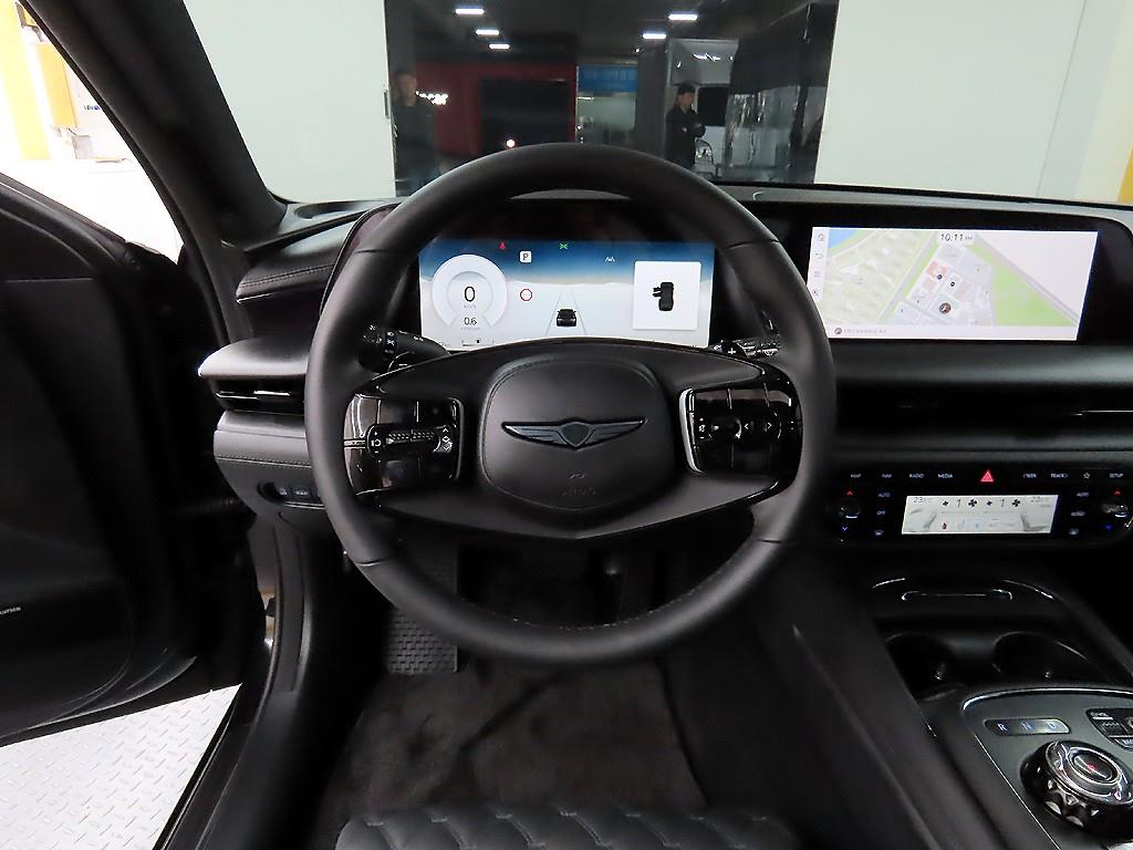 Genesis G90 - Vista 9