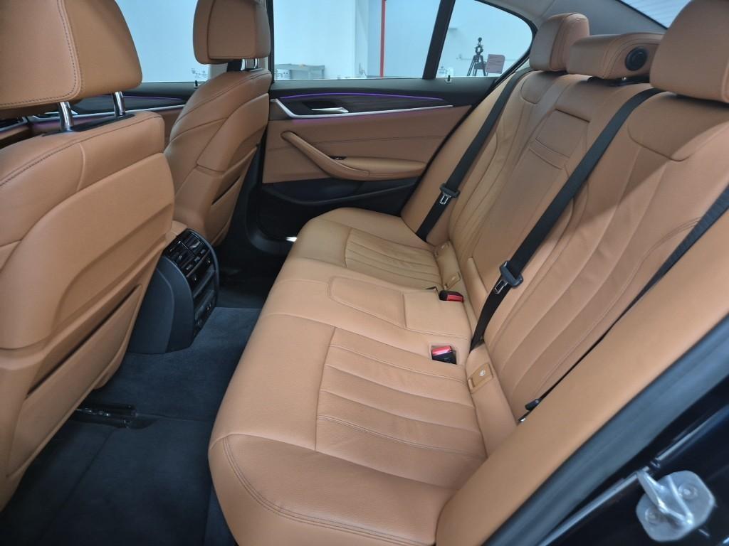 BMW 5 Series - Vista 12