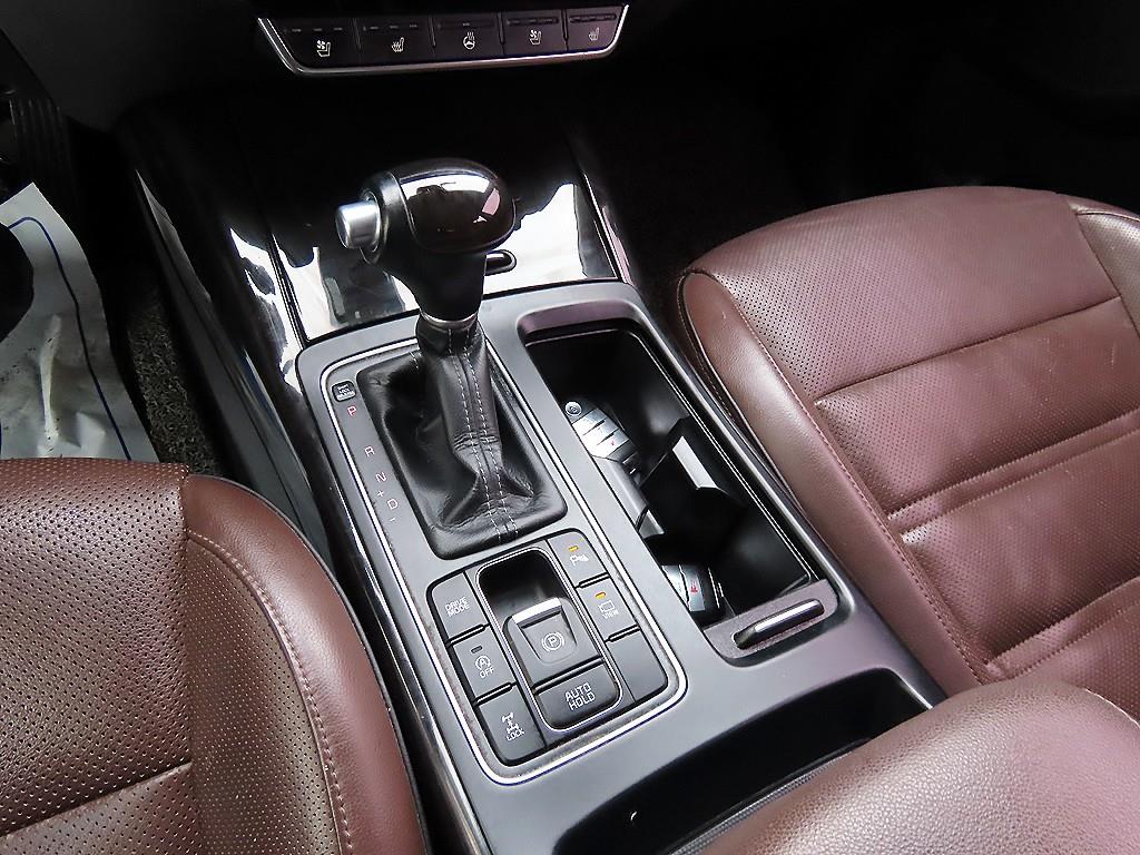 KIA Sorento - Vista 10