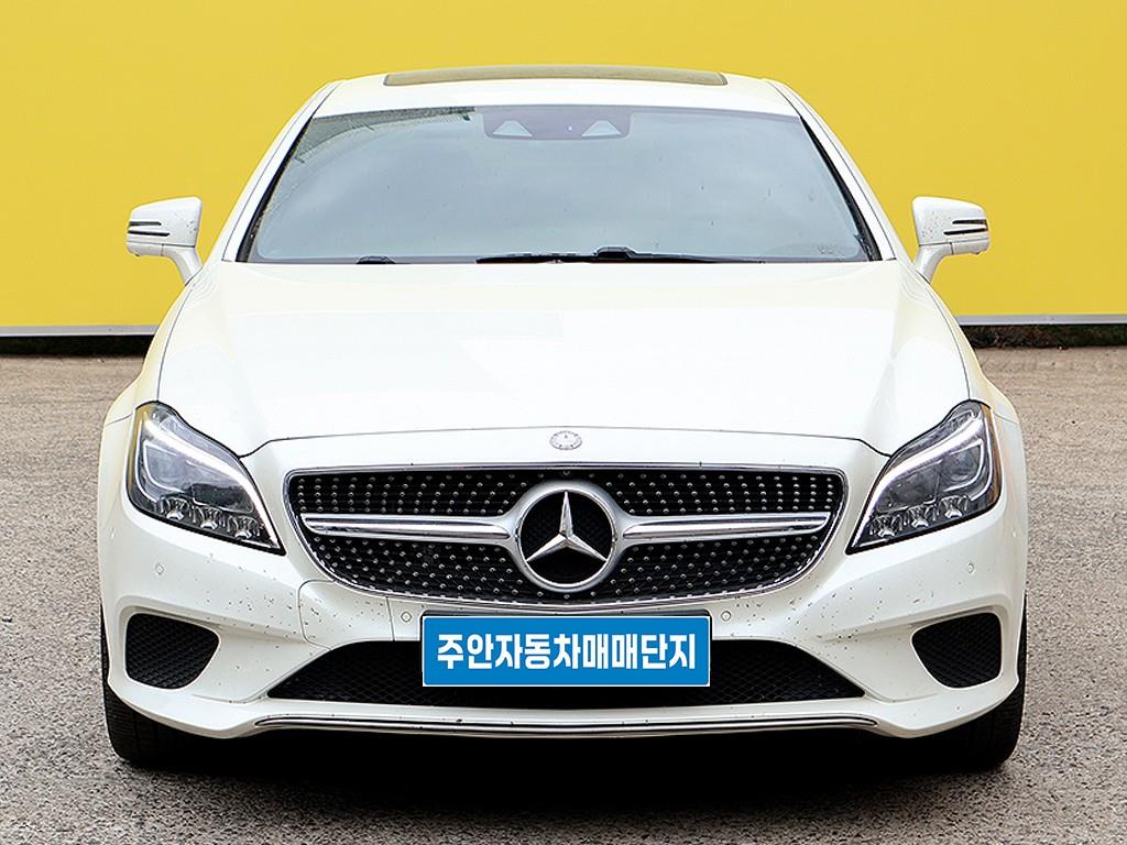 Mercedes Benz CLS Class 2017 Blanco - Importación desde Corea - HF Imports Iquique - Foto 1