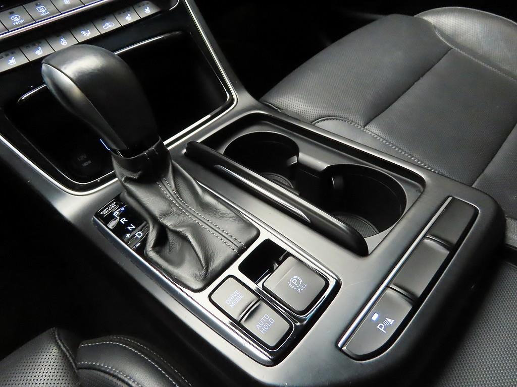 HYUNDAI Grandeur - Vista 10