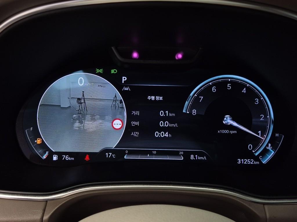 Genesis GV80 - Vista 6