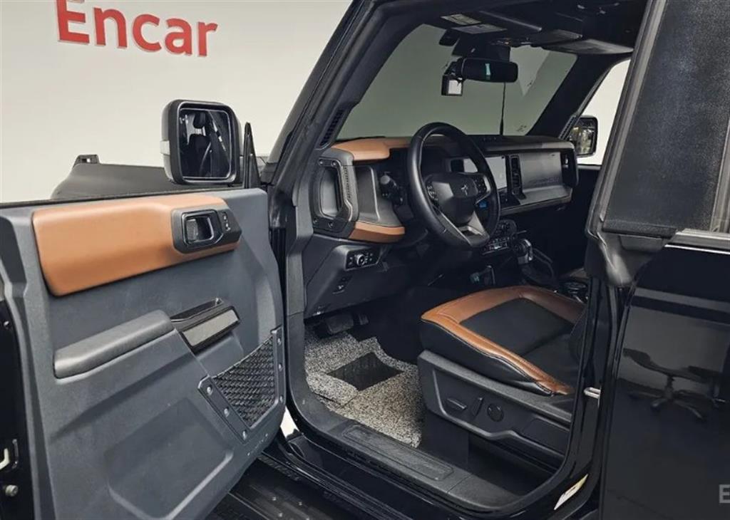 Ford Bronco - Vista 10