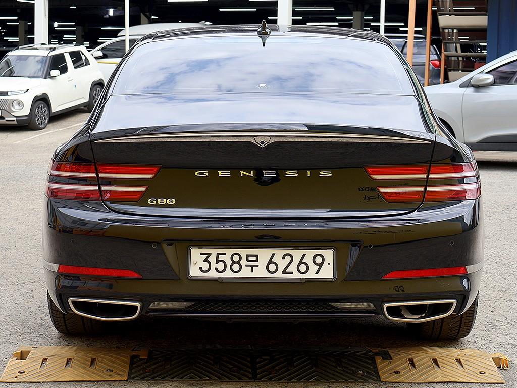 Genesis G80 - Vista 5