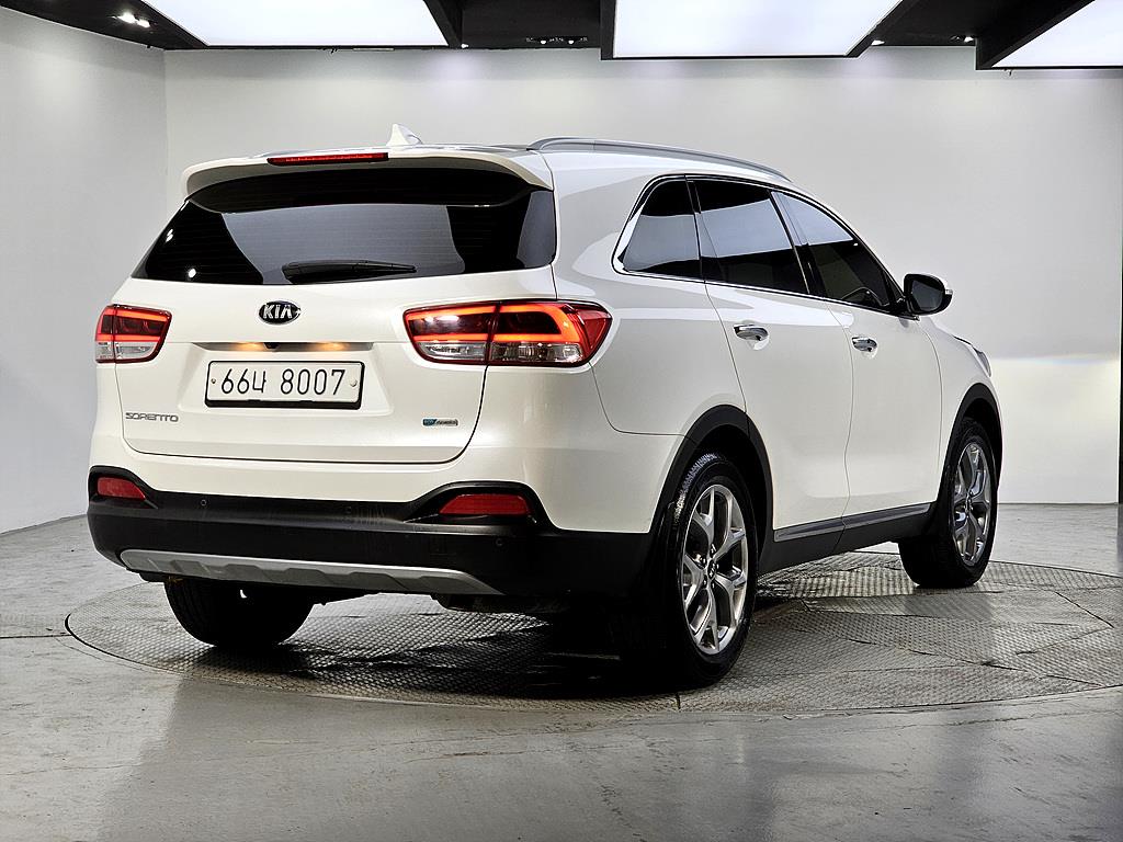 KIA Sorento - Vista 4