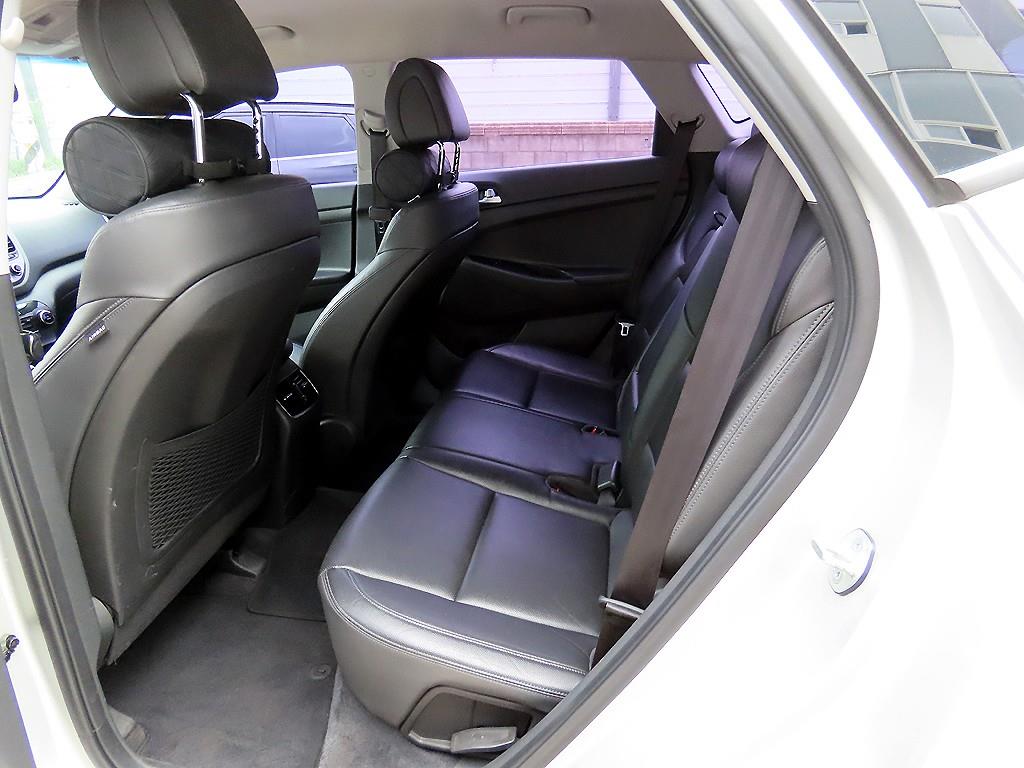 HYUNDAI Tucson - Vista 6