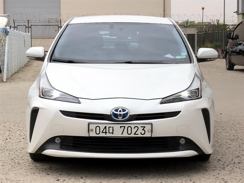 Toyota Prius 2019 Blanco - Importación desde Corea - HF Imports Iquique - Foto 1