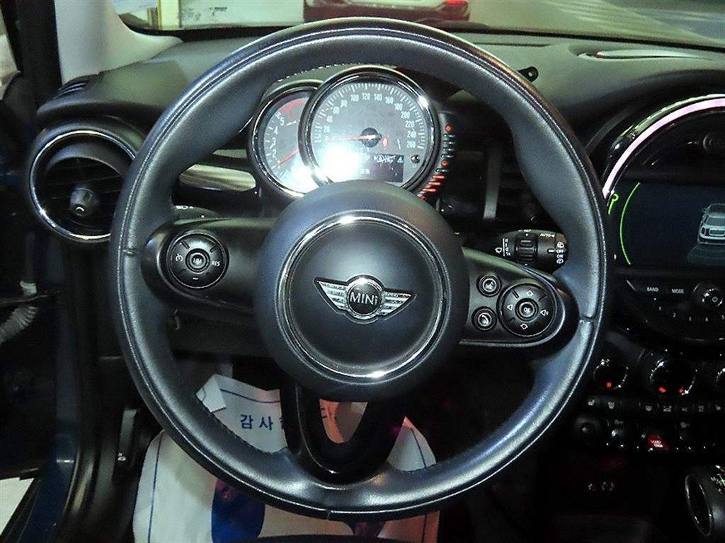 Mini Cooper - Vista 8