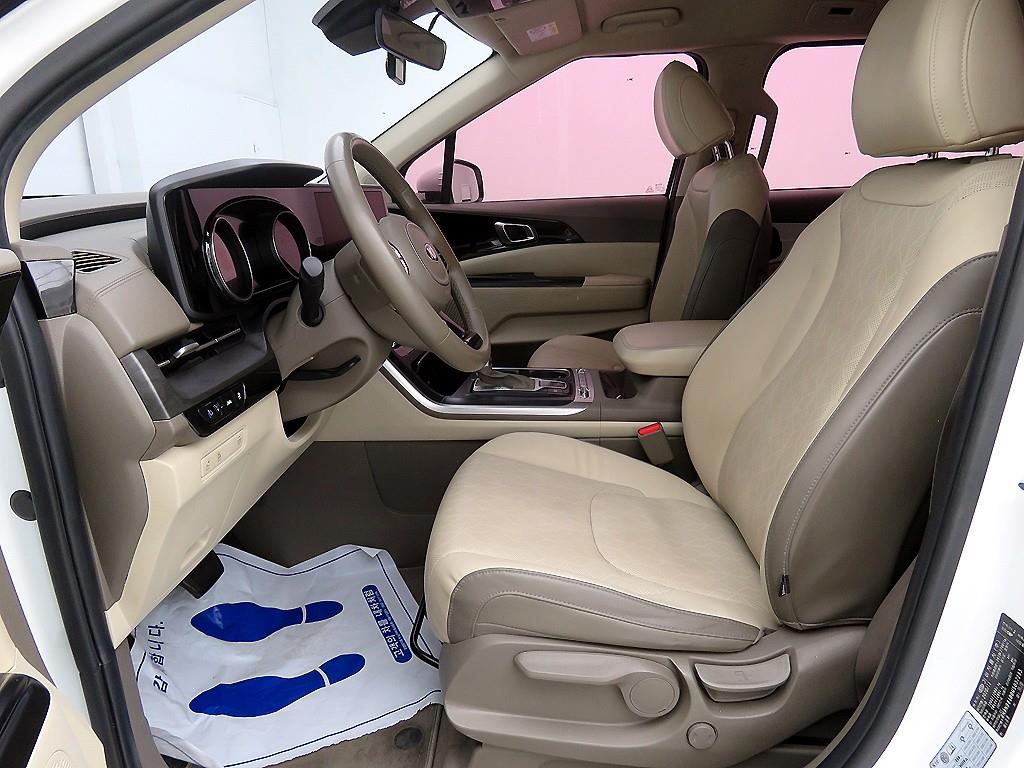 KIA Carnival - Vista 7