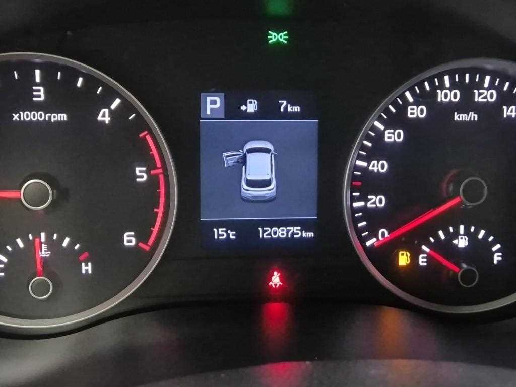 KIA Stonic - Vista 6