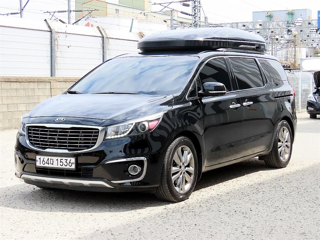 KIA Carnival - Vista 2