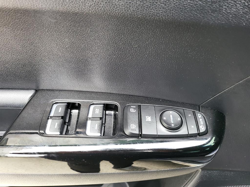 KIA Sportage - Vista 11