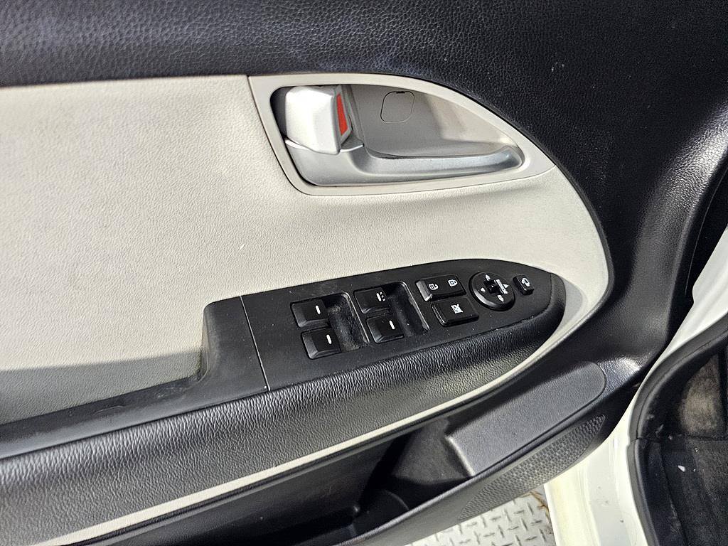 KIA Ray - Vista 10