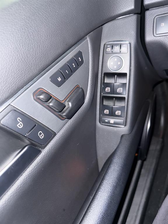 Mercedes Benz C Class - Vista 11