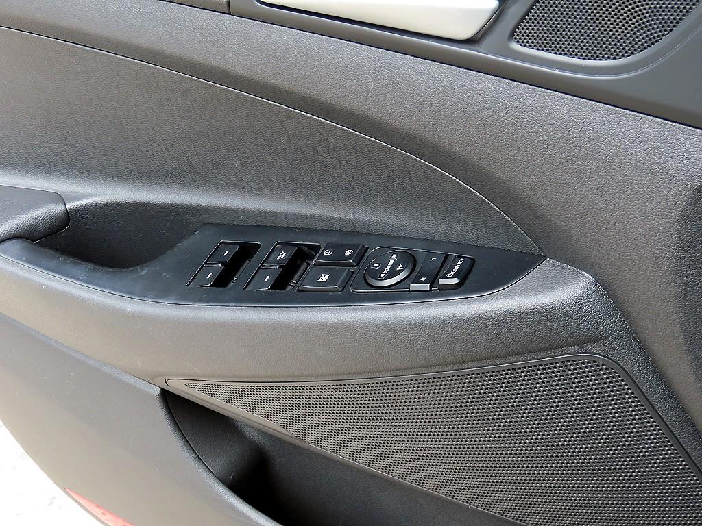 HYUNDAI Tucson - Vista 11