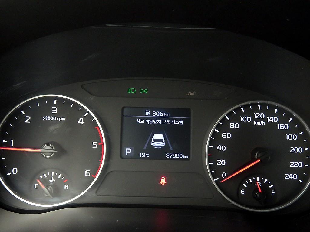 KIA Seltos - Vista 11