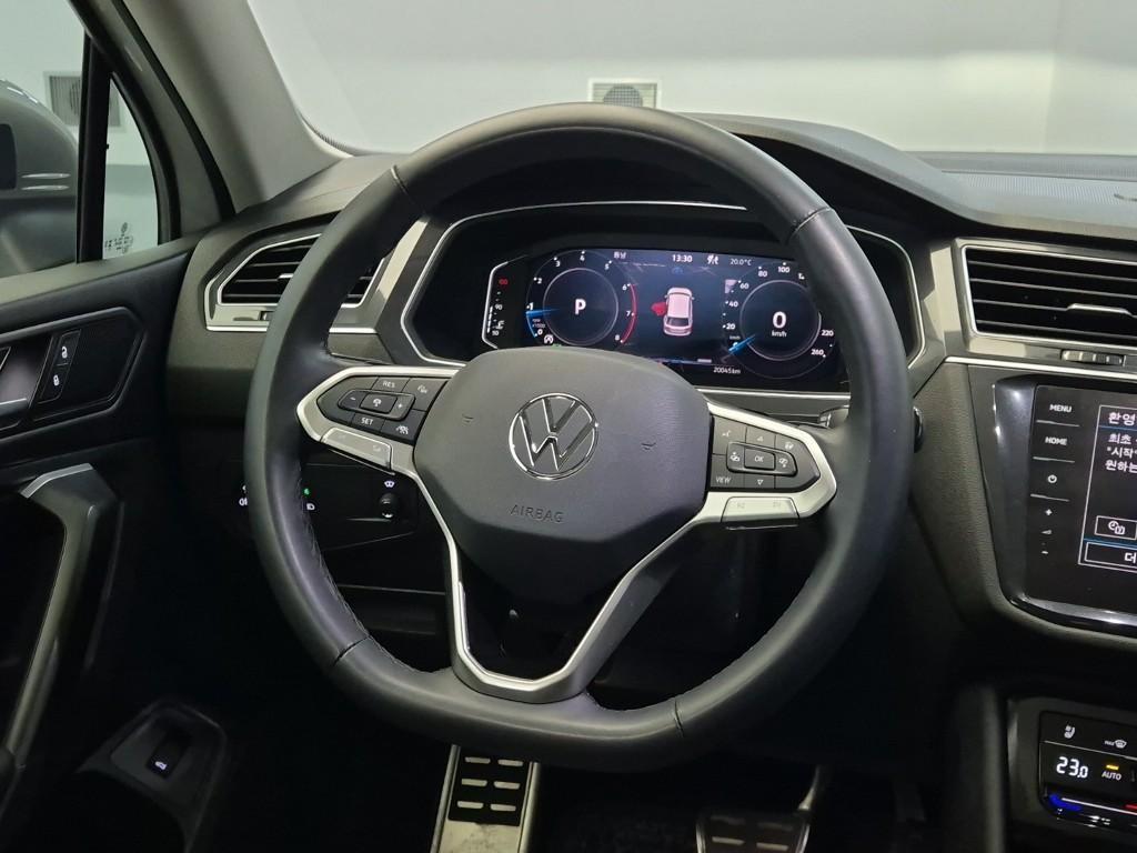 Volkswagen Tiguan - Vista 9