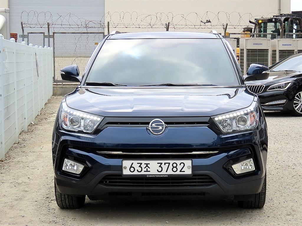 Ssangyong Tivoli 2018 Azul - Importación desde Corea - HF Imports Iquique - Foto 1