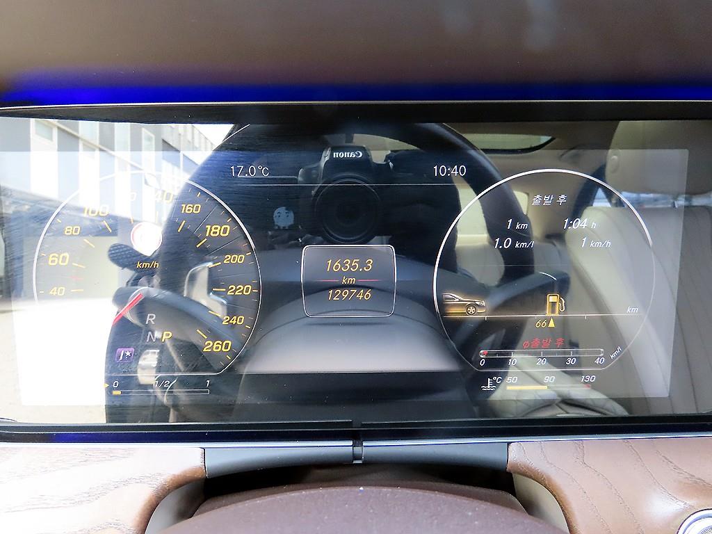 Mercedes Benz E class - Vista 9