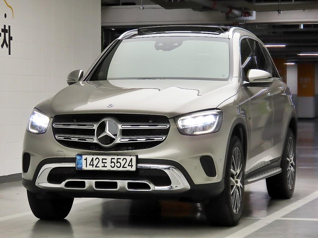 Mercedes Benz GLC Class - Vista 2