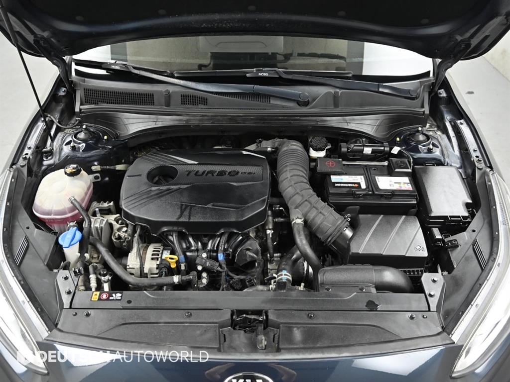 KIA K3 - Vista 6