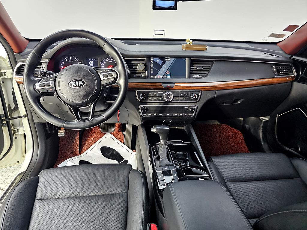 KIA K7 - Vista 5