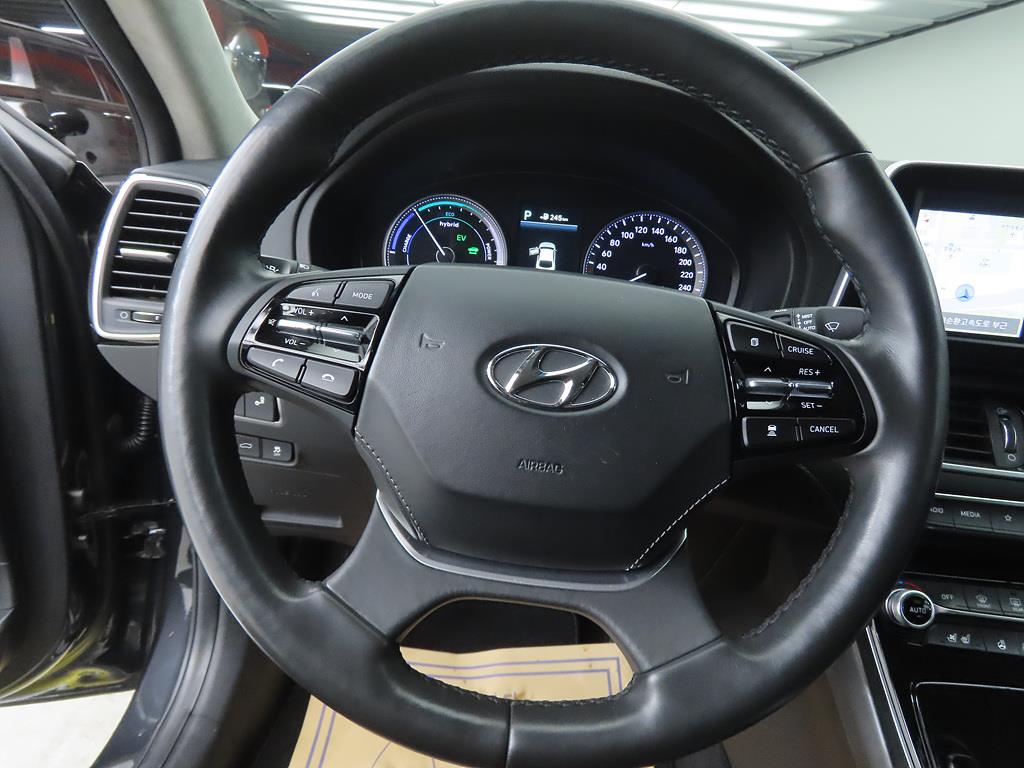 HYUNDAI Grandeur - Vista 8