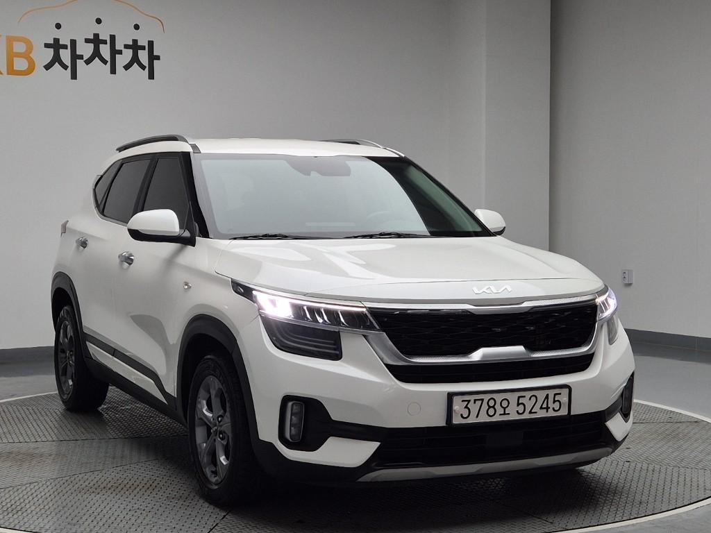 KIA Seltos - Vista 4