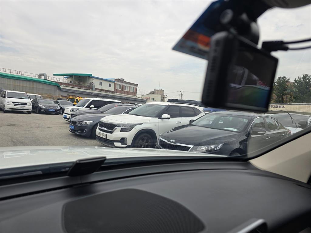 Mercedes Benz GLC Class - Vista 12