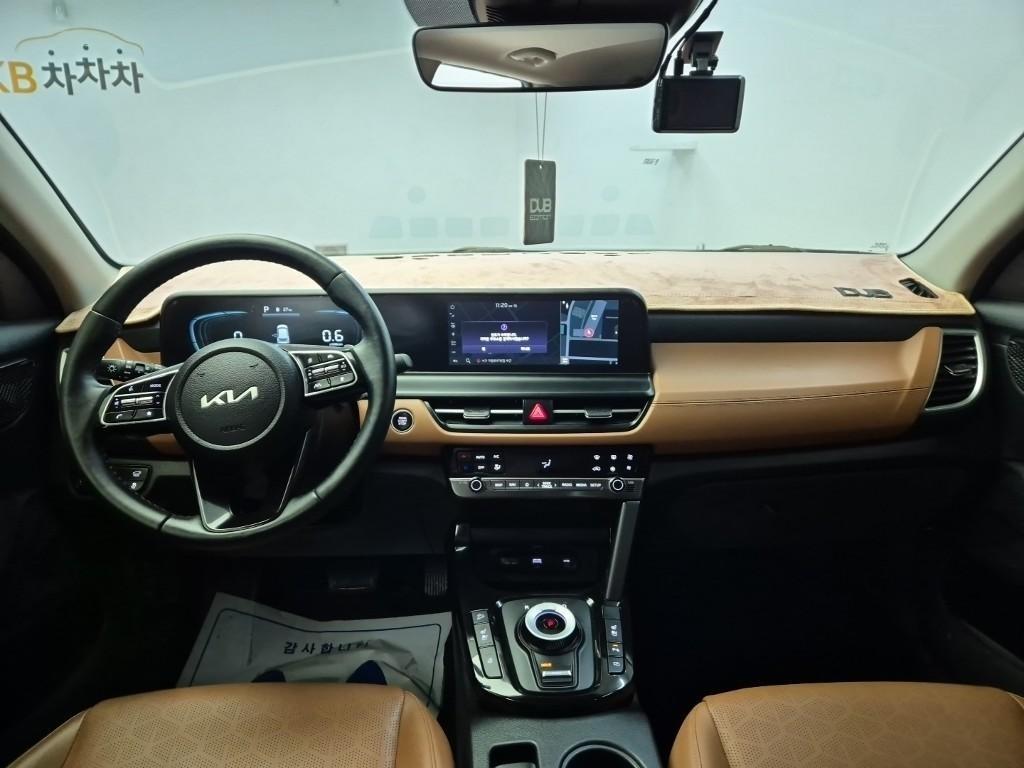 KIA Seltos - Vista 10